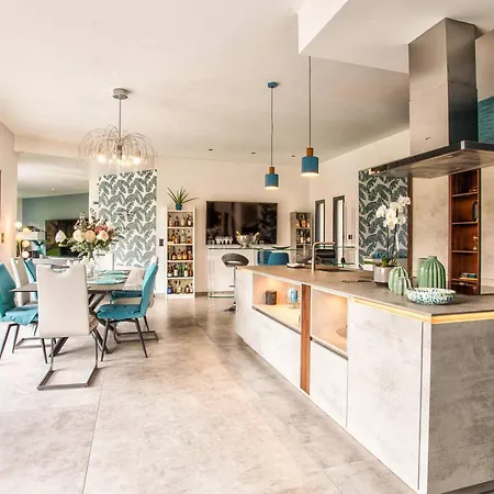 Maison Elegante Avec Jacuzzi, Confort Moderne Et Histoire A - Fr-1-788-44 Prázdninový dům Ranville