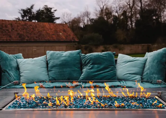 Dom wakacyjny Maison Elegante Avec Jacuzzi, Confort Moderne Et Histoire A - Fr-1-788-44 *